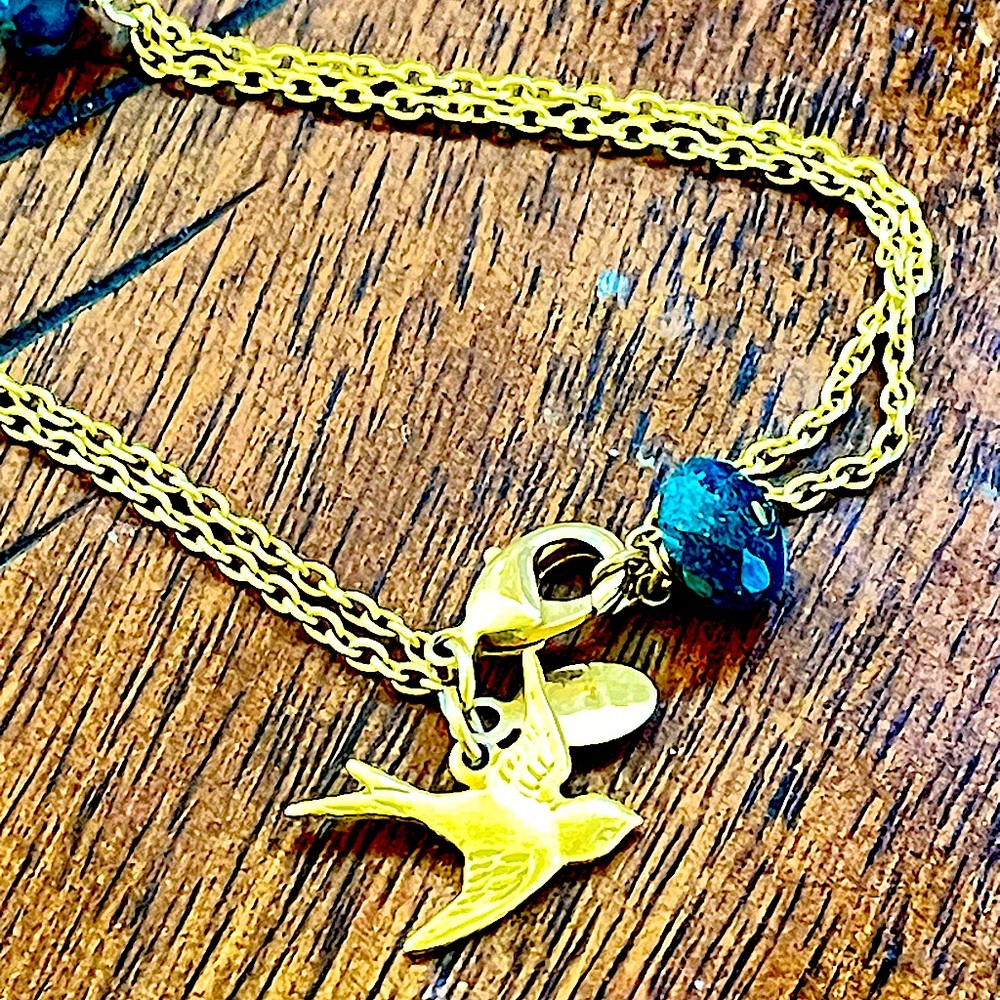 Pretty little bird bracelet